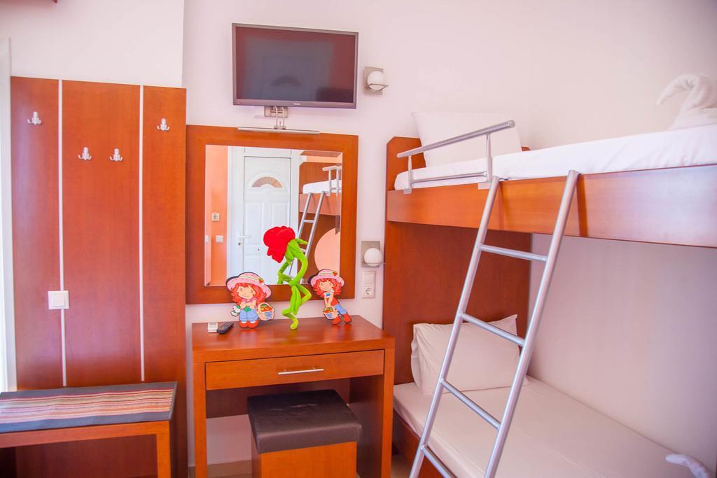 Studios Ristas 2 Parga Phòng bức ảnh